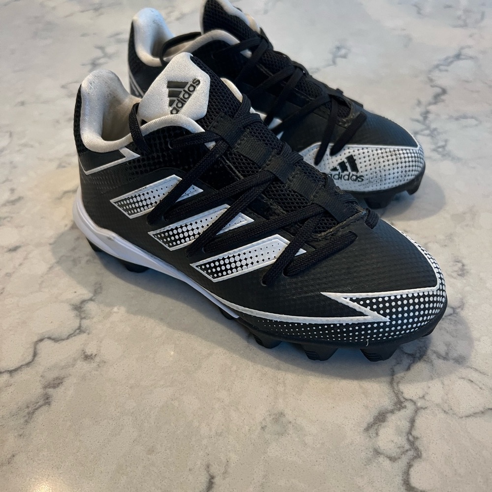 Unisex- little kids adidas baseballl / soccer cleats